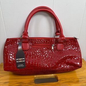 Red‎ Wine Clutch Bag Insulated Thermal Double Handle Embossed Faux Alligator